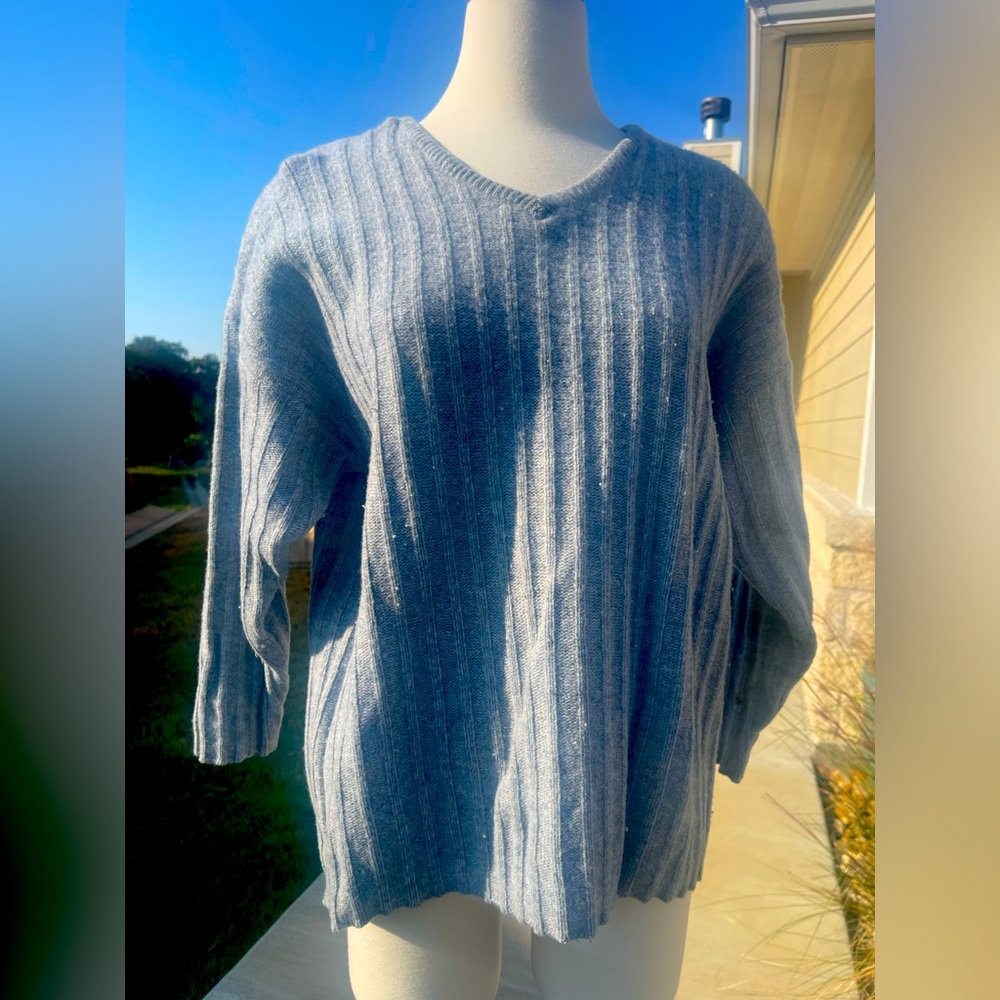 Vintage 90’s Esprit 96% baby blue wool v neck sweater Small.